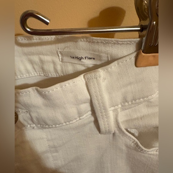 Frame Le High Flare Jeans in Blanc - Picture 6 of 8